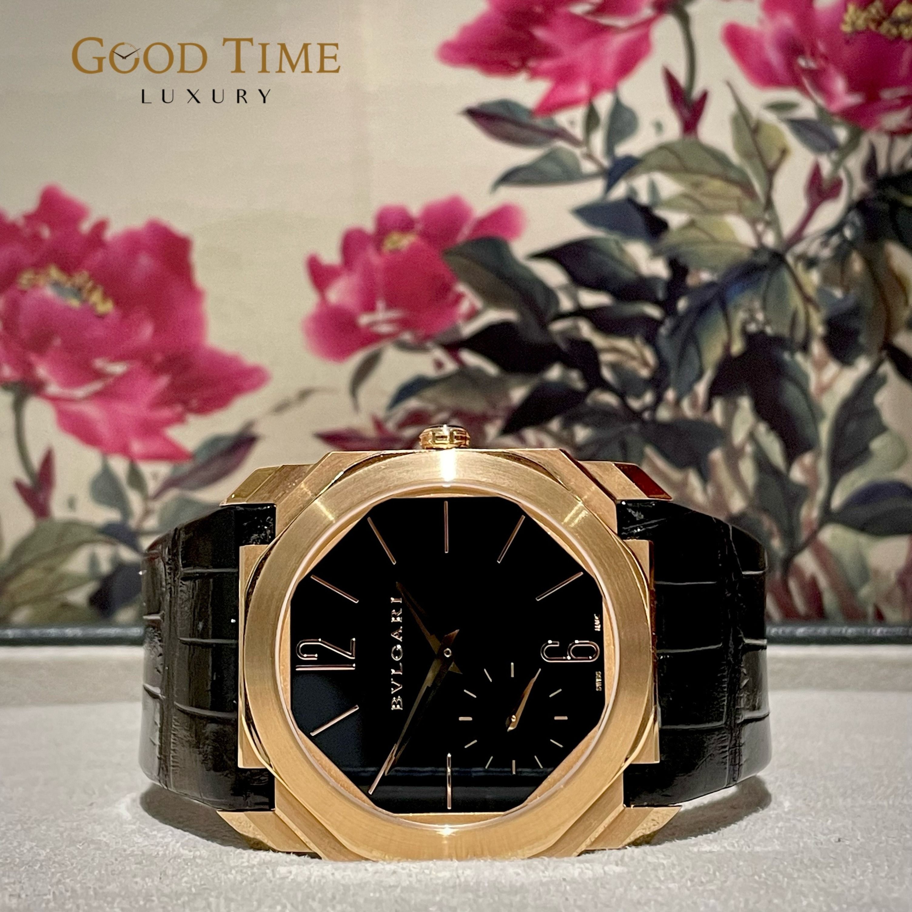 2023 Bulgari Bvlgari Octo Finissimo Rose Gold Black Dial 40mm 103286 (Category: Watches) located in Singapore. Submitted by goodtimeluxury (Listing ID 1311589856, Image 1). Description: Brand: Bulgari Bvlgari Model: Octo Finissimo Rose Gold Black Dial 40mm 103286 Year: 2023 JAN Box and Papers: Yes Description: Unpolished Like New, Retails $38500 Payment mode: - Bank Transfer, Paynow, Cash - Additional 2.5% for one time credit card VISA, MASTERS, 