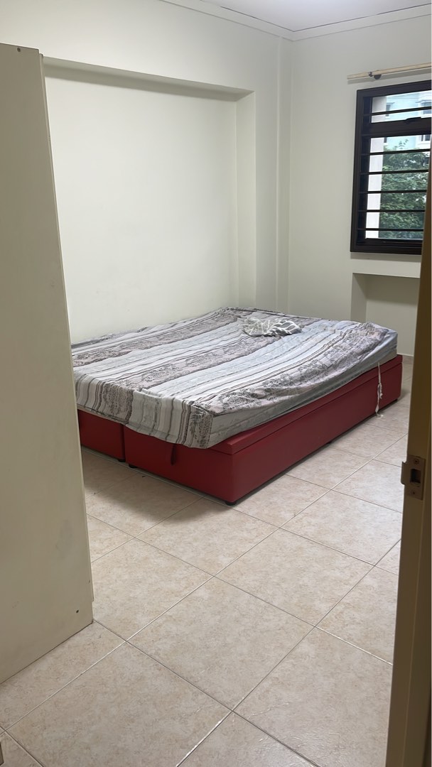 (Category: ) located in . Submitted by eswar07 (Listing ID 1311689224, Image 1). Description: .