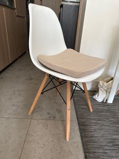 （分類：）位於 。 由 aml_goods 提交（商品編號 1311601375，圖片 1）。簡介： 。