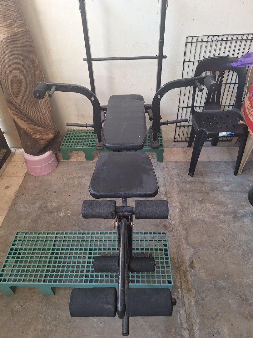 6in1 Bench press with bar and plates (Category: Weights & Dumbbells) located in Cavite. Submitted by skyinigo0406 (Listing ID 1311524132, Image 3). Description: 6 in 1 bench press bar plates 2 pc 2kg 2pcs 15lbs cavite area.
