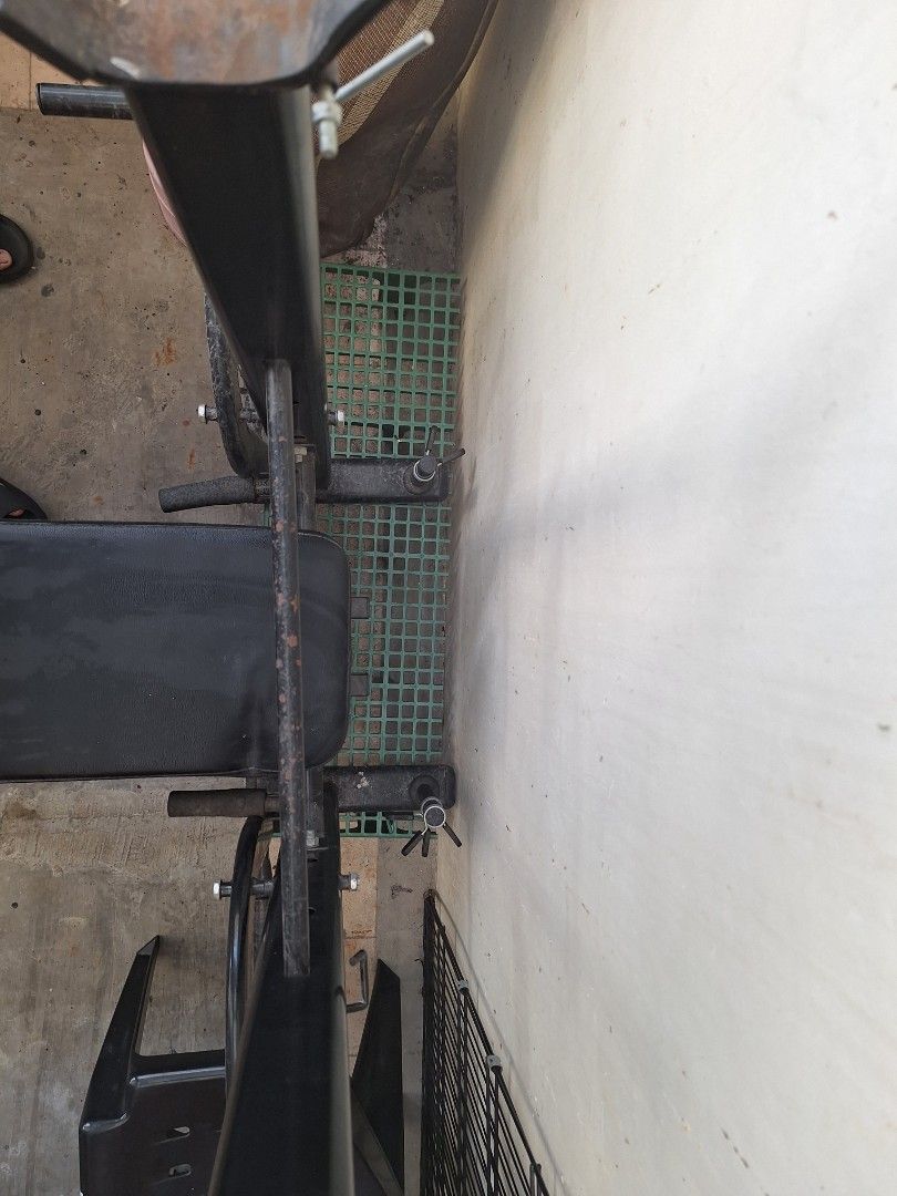 6in1 Bench press with bar and plates (Category: Weights & Dumbbells) located in Cavite. Submitted by skyinigo0406 (Listing ID 1311524132, Image 2). Description: 6 in 1 bench press bar plates 2 pc 2kg 2pcs 15lbs cavite area.