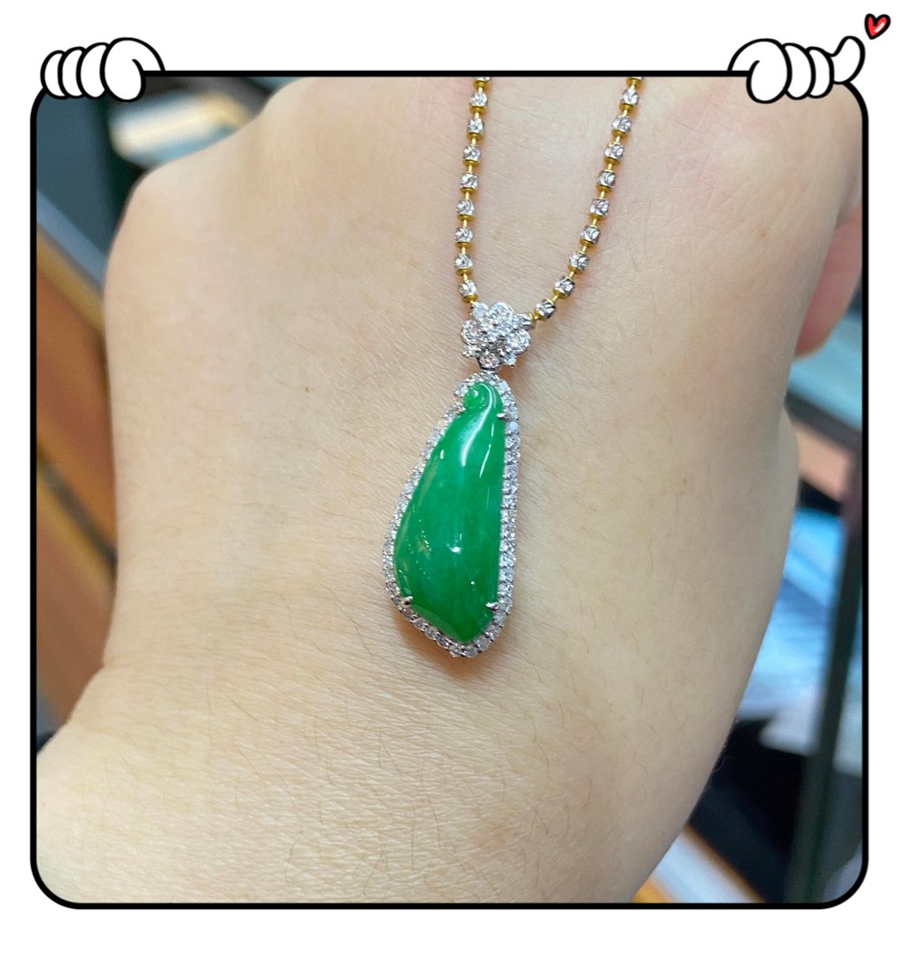 Natural jadeite customer setting service, jade processing. Production. Jade chain pendant K gold clasp processing starts from 600 HKD. Master Ho 62769030, Tsim Sha Tsui shop62863124379778111