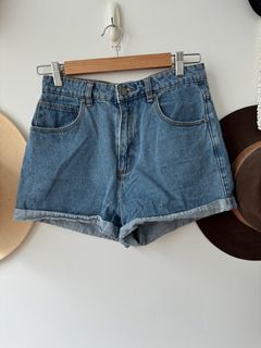 (Category: ) located in . Submitted by geecapa (Listing ID 1311604383, Image 1). Description: .