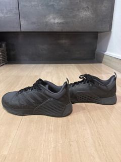 (Category: ) located in . Submitted by nikegoddess75 (Listing ID 1311522687, Image 1). Description: .