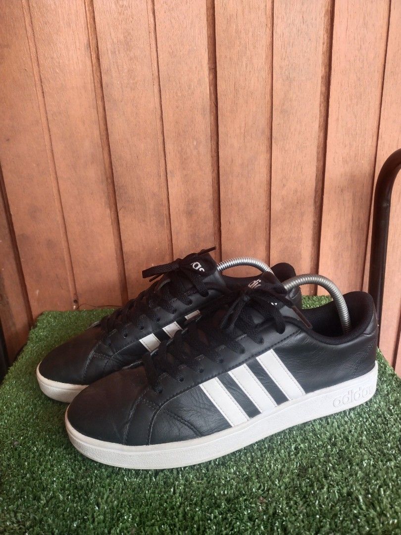 Adidas Neo Baseline Men s Fashion Footwear Sneakers on Carousell
