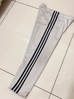(Category: ) located in . Submitted by thriftgram (Listing ID 1311665018, Image 1). Description: .
