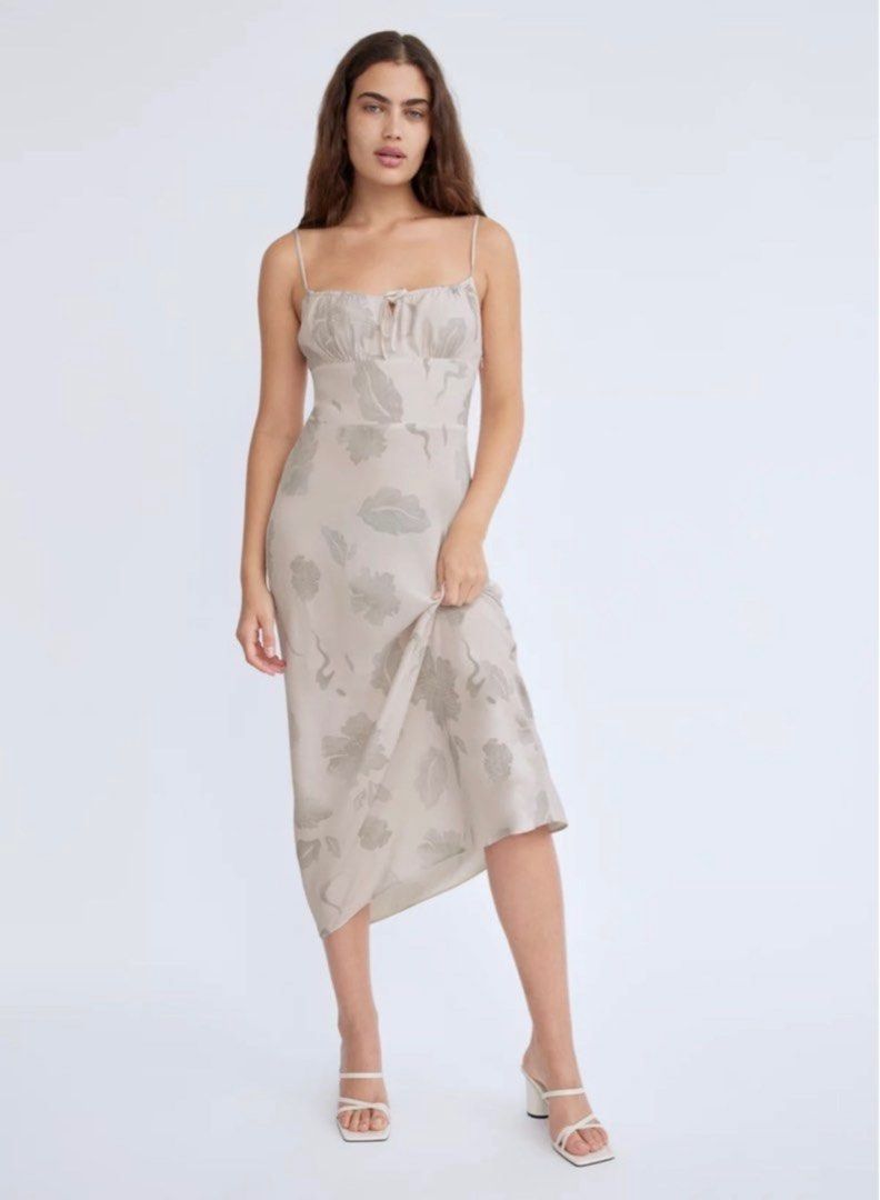 wilfred bellow midi dress Wilfred bellow midi dress