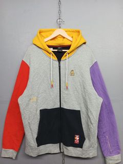 (Category: ) located in . Submitted by thriftedwears (Listing ID 1311685733, Image 1). Description: .