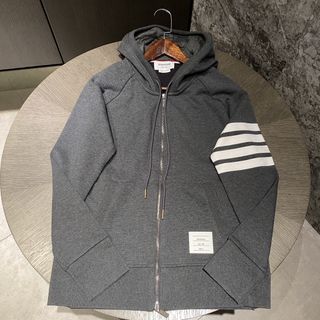(Category: ) located in . Submitted by luxurycloset.shop (Listing ID 1311628810, Image 1). Description: .