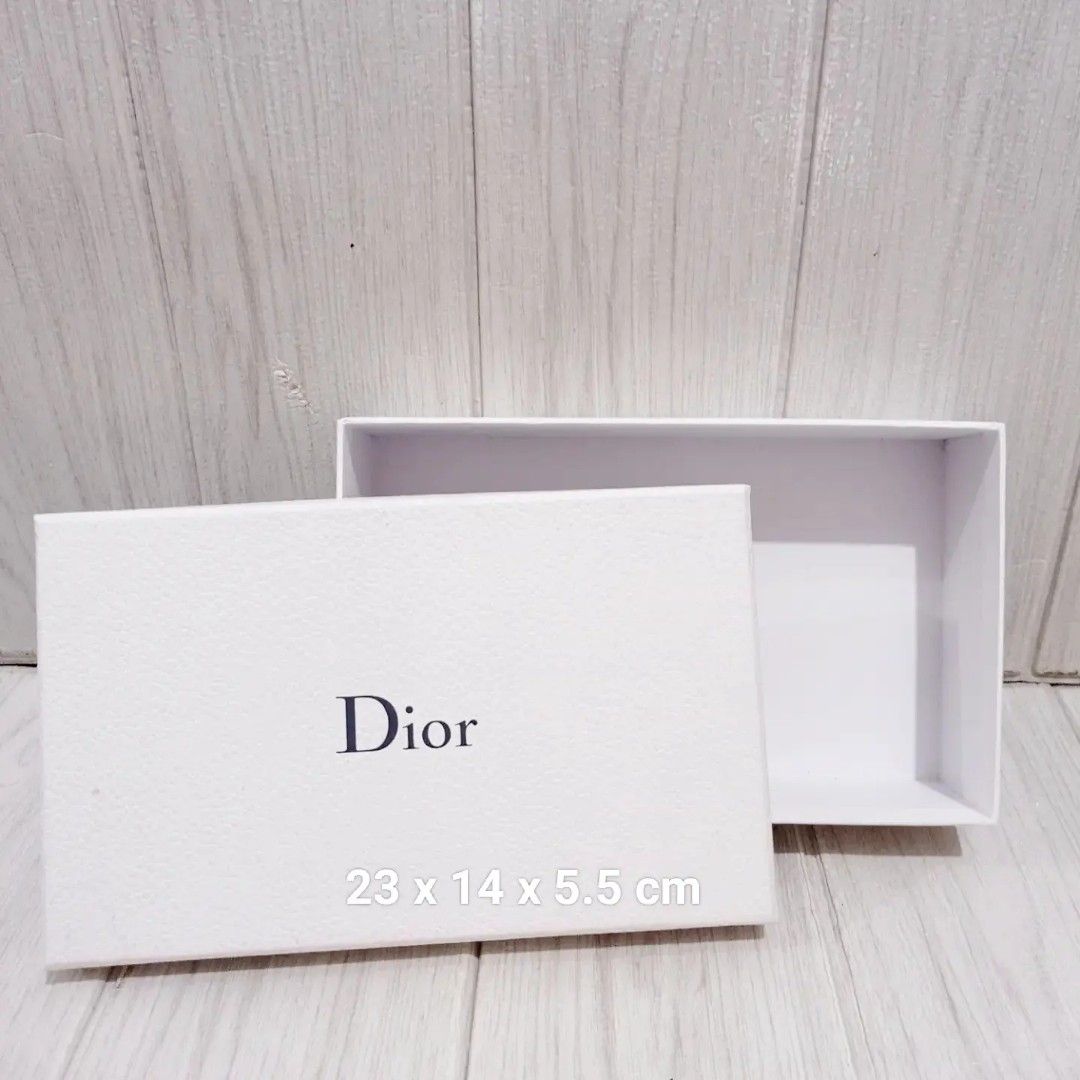 box dior wallet authentic / kotak dior asli, Serba Serbi, Others di