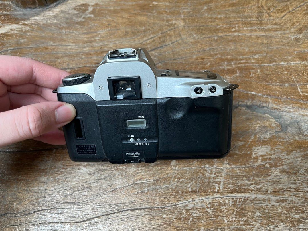 Canon EOS Kiss (Category: Cameras) located in Quezon City. Submitted by 58magnafanta (Listing ID 1311592382, Image 2). Description: Canon EOS Kiss Body only 35mm film Great condition Working fully tested Batteries not included Meetups QC or Taft Shipping shouldered by buyer .