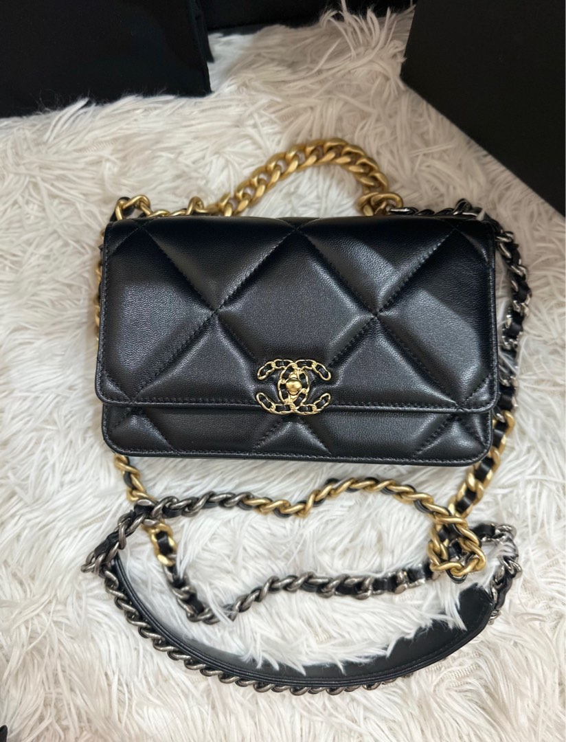 Chanel 19 woc wallet on chain, Luxury, Bags Wallets on Carousell
