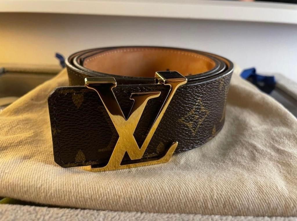 Classic monogram Louis Vuitton LV ladies leather belt. Model M9608W ORIGINAL FULL SET from MBS Outlet