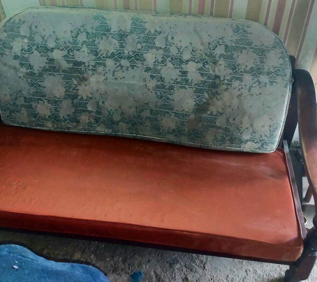 Long Sofa set mahogany (Category: Sofas) located in Manila. Submitted by iluvomri (Listing ID 1311615948, Image 1). Description: long sofa 1 long - 5seater 2pc - single seater 1 center table Uratex Foam Leather ang cover Fair used, needs cleaning lang.