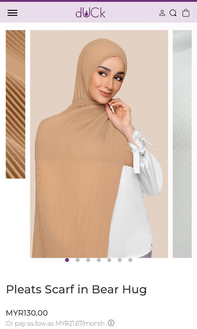 pleated shawl duck