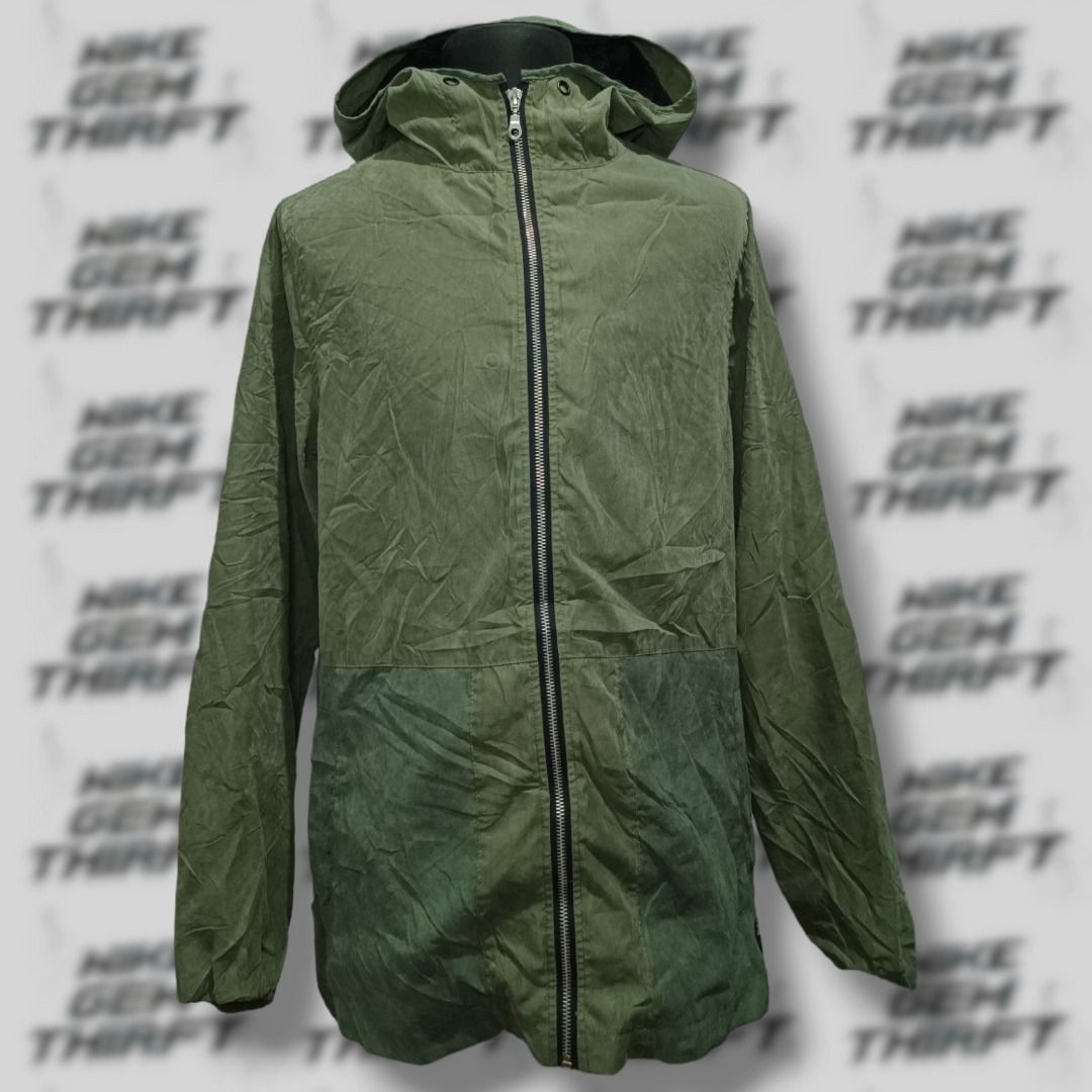 Ezekiel Windbreaker Hoodie 92 Men s Fashion Coats Jackets and Outerwear on Carousell