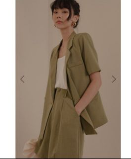 (Category: ) located in . Submitted by shoppe90 (Listing ID 1311692380, Image 1). Description: .