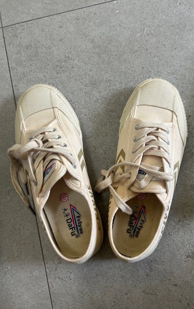 Japanese canvas shoes shop