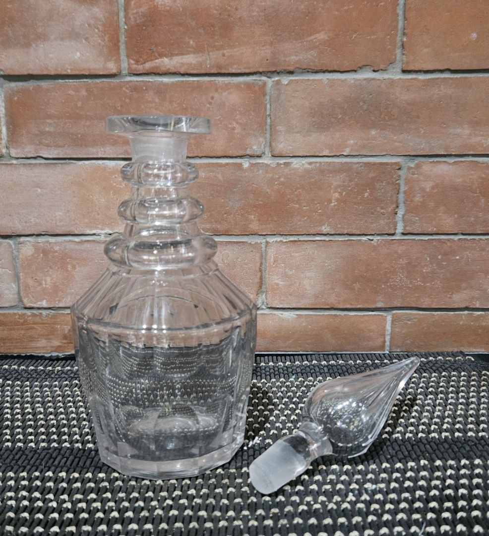 Glass Wine Decanter (Category: Wine Cellar & Storage) located in Rizal. Submitted by cherry_garcia (Listing ID 1311574380, Image 2). Description: Mode of Payment : G-Cash/Paymaya Mode of Delivery : Lalamove/Grab/LBC Location : Filinvest East Marcos Highway Cainta, Rizal.