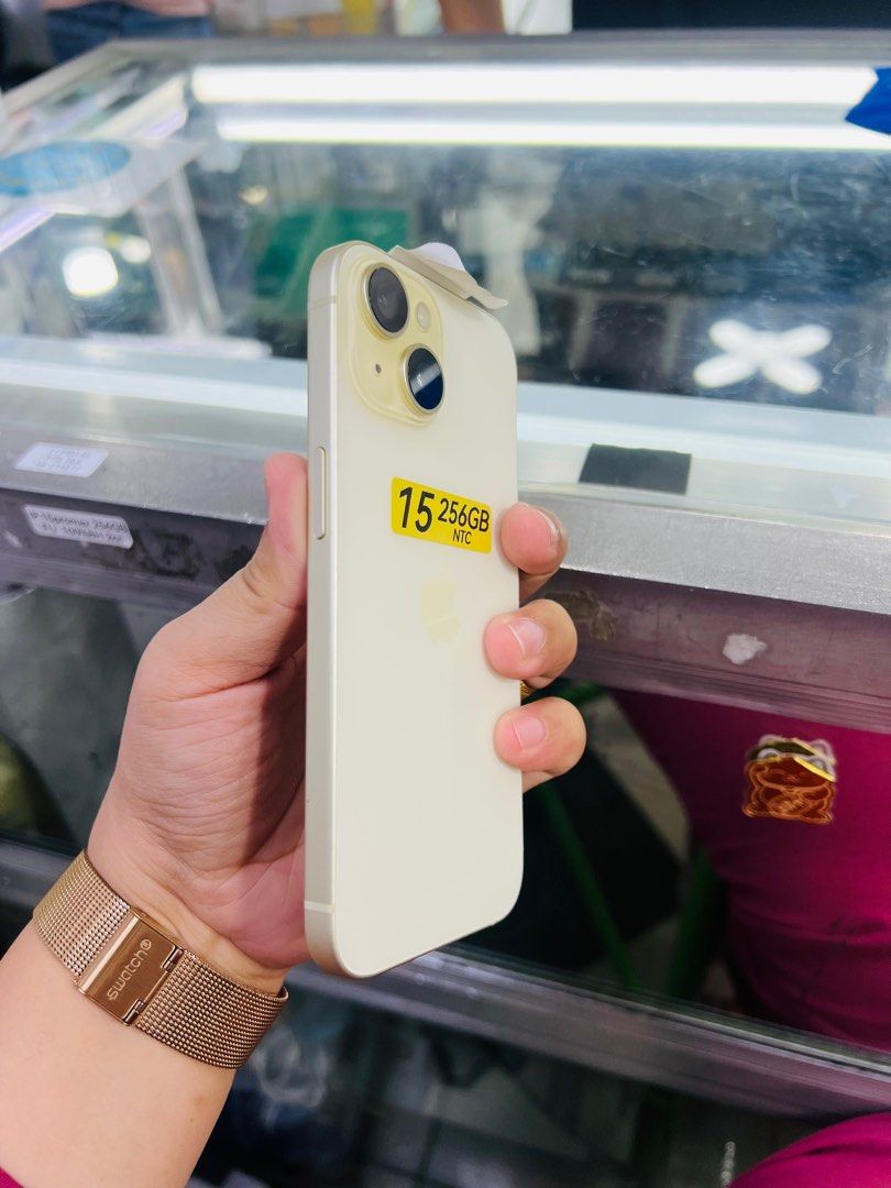 Iphone 15 256gb 94% batt FU (Category: iPhone 15 Series) located in San Juan City. Submitted by javedsgadgetshop (Listing ID 1311692095, Image 3). Description: OPEN FOR INSTALLMENT VIA CREDIT CARD/GGIVES/SPAY/BILLEASE & SWAP/TRADE-IN! WE BUY AND SELL ( ANYKINDS OF UNIT BINIBILI PO NAMIN)! PTPA : Padelete po f bawal Read ❗️Onhand ‼️ Iphone 15 •256gb •NTC Variant •94% batt health •Factory Unlock •95% Smoothness •No hidden issue | No Repaired •100% 