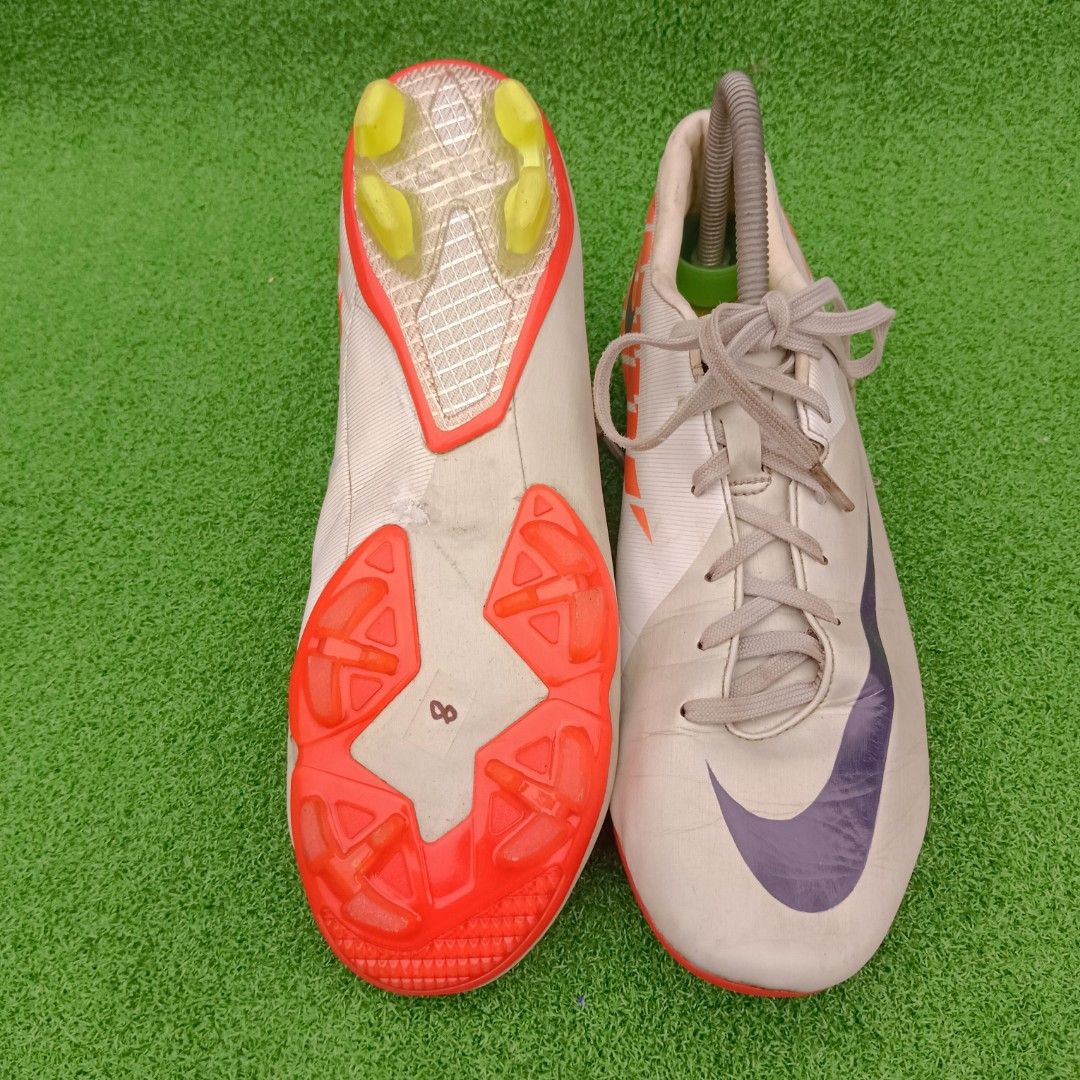 Kasut bola nike 2017 2025