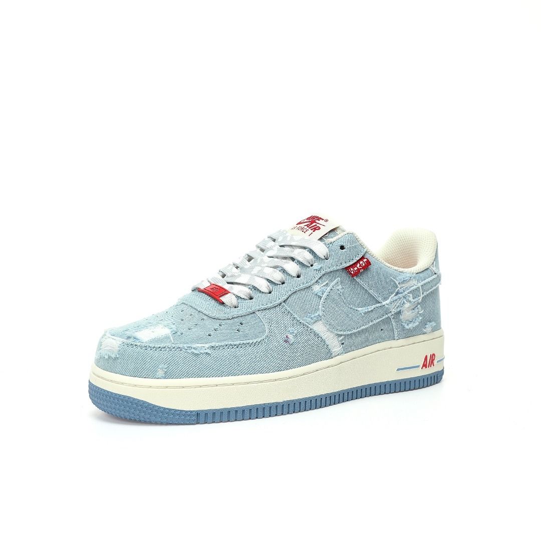 Levi's x Nike Air Force 07 Low
