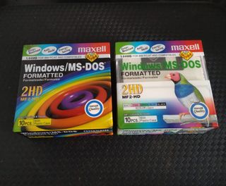 Maxwell MF2HD 1.44 MB Windows/DOS formatted micro floppy disks X 10
Floppy Drive Brand New Sealed with Original Hard Plastic Case64084865374211110