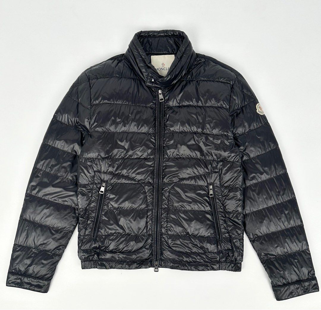 Moncler Bradford Down Jacket in Black Men s Fashion Coats Jackets and Outerwear on Carousell