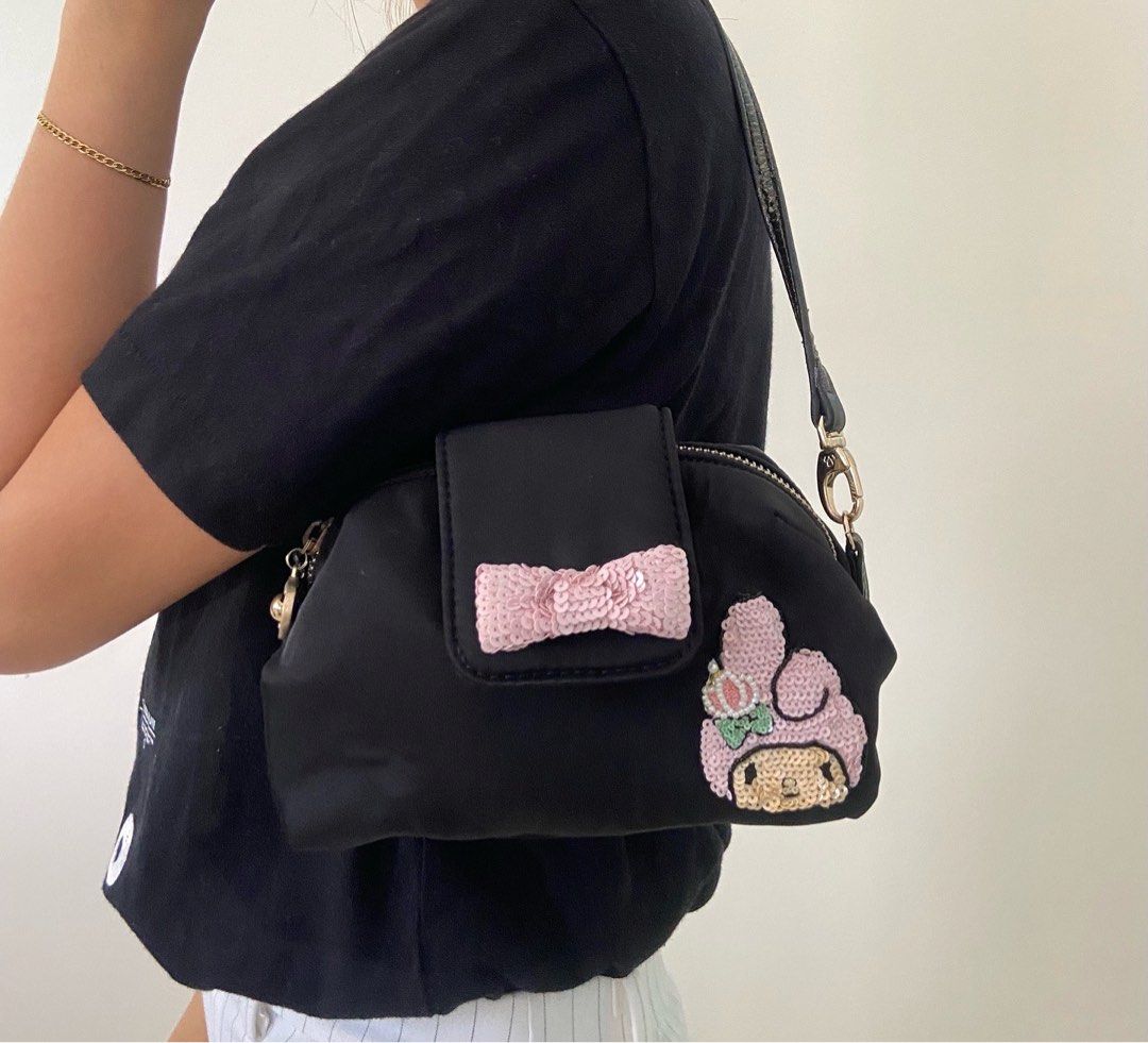 MY MELODY X CHECHE NEW YORK (Category: Purses & Pouches) located in Iloilo. Submitted by b.eau (Listing ID 1311540914, Image 2). Description: Super rare! Strap is a little worn out but is changeable .