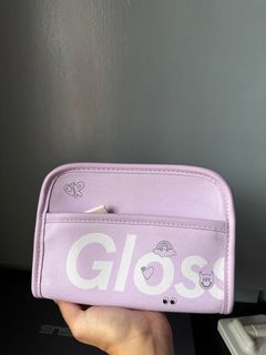 Olivia Rodrigo Glossier mini beauty bag