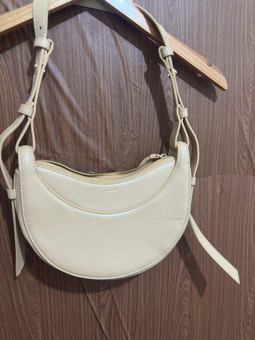 (Birthday sale) Polene Numero Dix (Category: Luxury Bags & Wallets) located in Los Banos. Submitted by streetwear.collections (Listing ID 1311694279, Image 3). Description: Polene Numero Dix excellent condish slightly used Php 6000 Thanks!.