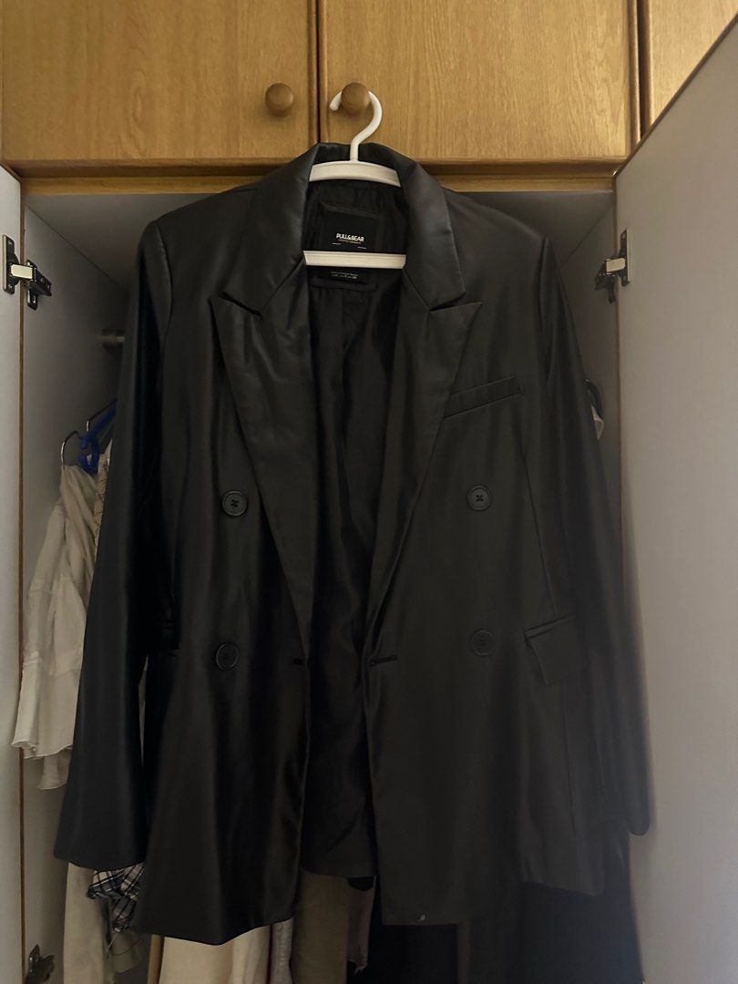 Pull and Bear oversized leather jacket, Women's Fashion, Coats