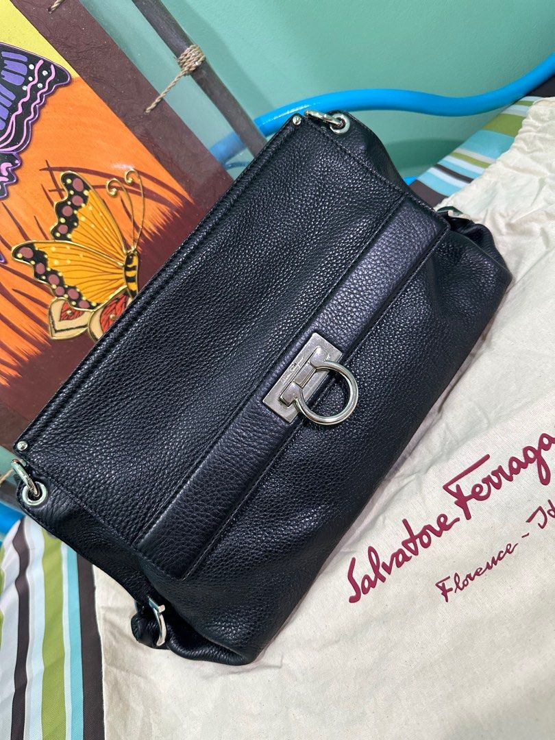 Salvatorre Ferragamo bag Olivia Nero (Category: Luxury Bags & Wallets) located in Marilao. Submitted by takasugim04379 (Listing ID 1311589655, Image 1). Description: bought but never use. .