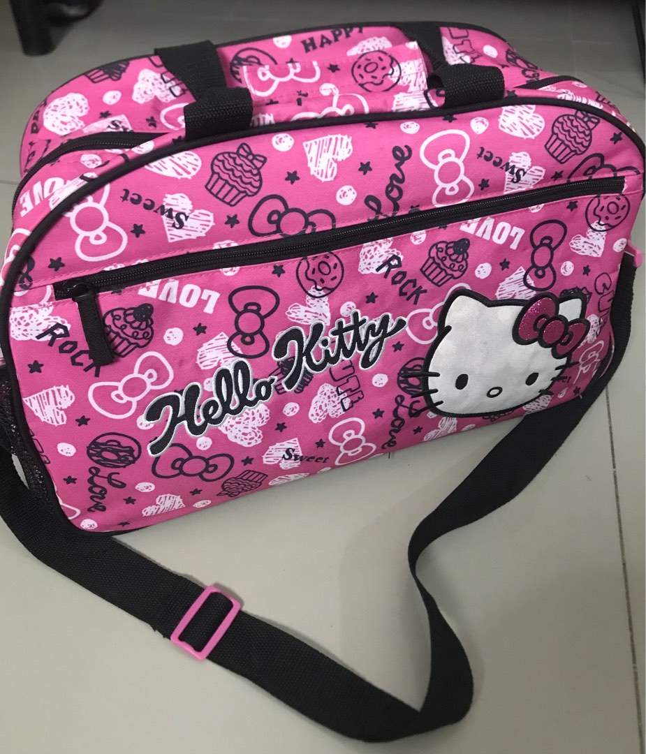 Hello kitty gym bag hotsell