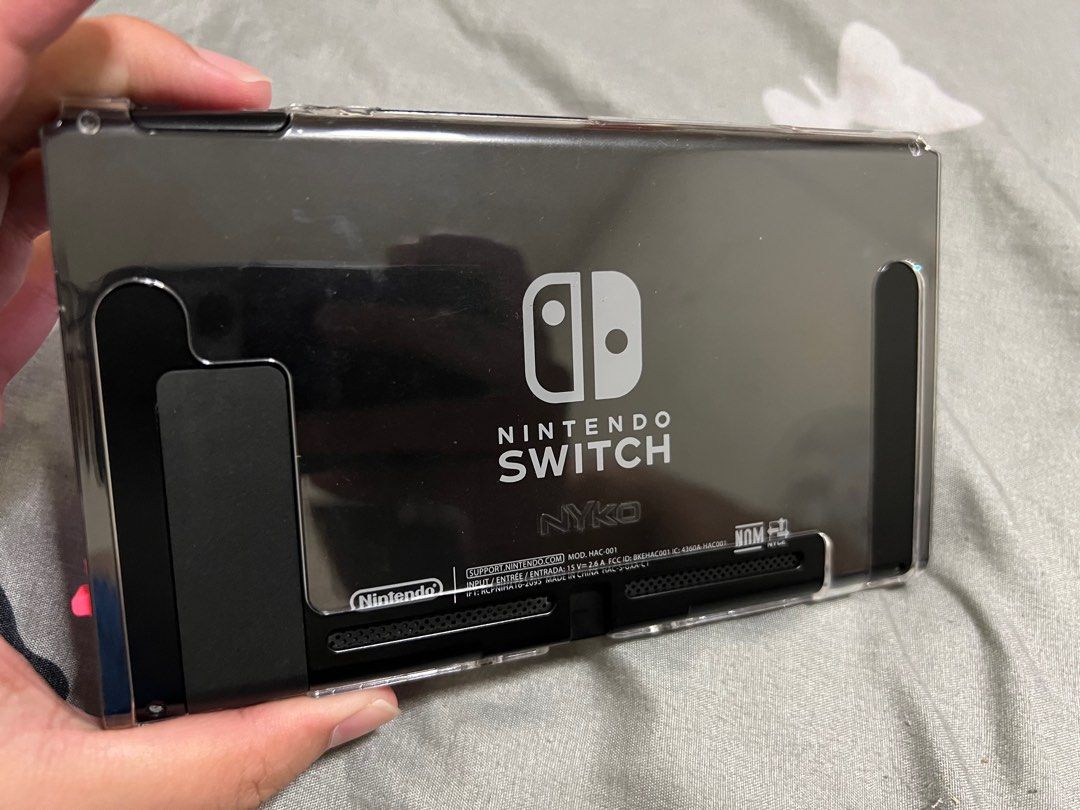 Switch (Category: Nintendo) located in Singapore. Submitted by a_nintendo_guy (Listing ID 1311583329, Image 2). Description: Tablet only. No SD Card, no joy cons, no charger and no accessories. No nego and no trade. Buyers need to soft mod it themselves..