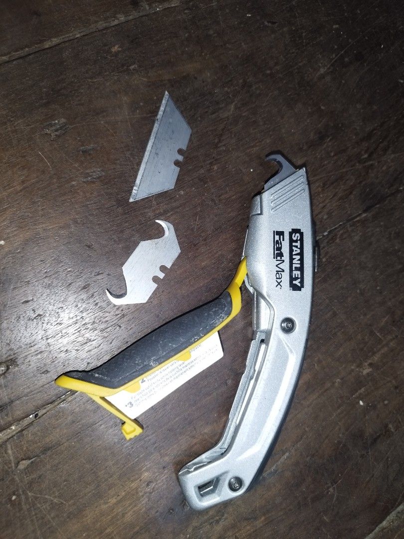 Stanley fat max (Category: Home Improvement Tools & Accessories) located in Manila. Submitted by daxtech17 (Listing ID 1311708136, Image 3). Description: fat Max Stanley orig with blade available hanggat na ka post.