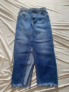 (Category: ) located in . Submitted by maesbranded (Listing ID 1311544370, Image 1). Description: .