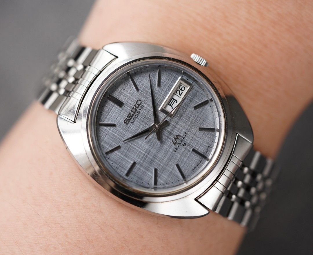 Stunning Grey Linen Dial Seiko LM 5606-7151, Men's Fashion