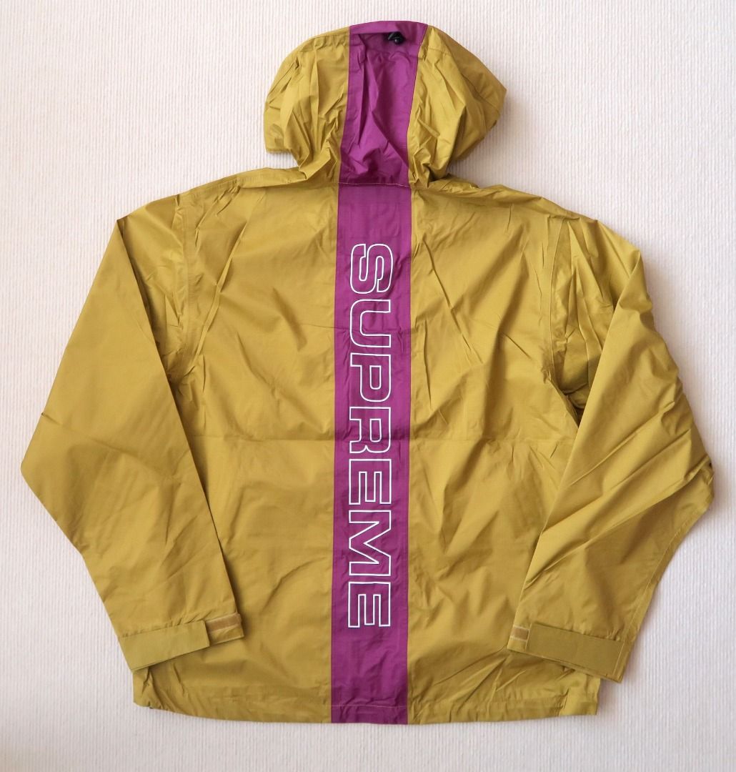 Supreme Waterproof Taped Seam Logo Jacket Windbreaker