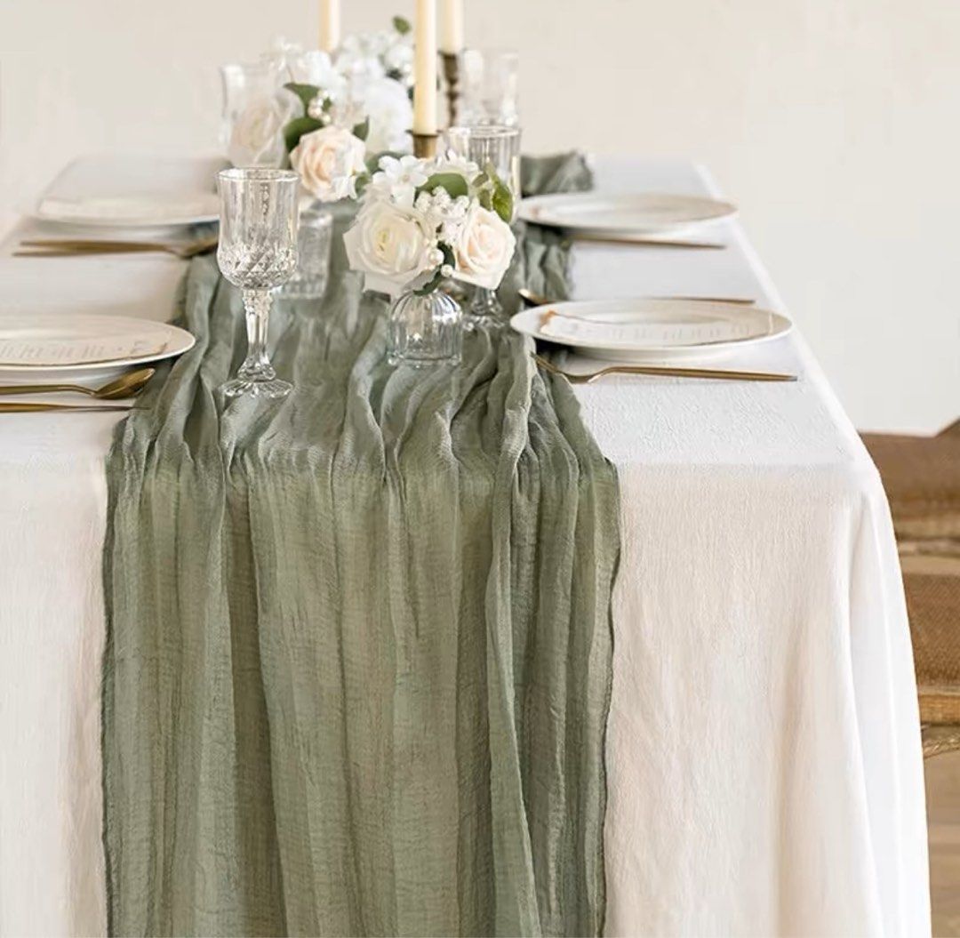 Table Runner (Category: Table Linen & Textiles) located in Singapore. Submitted by natlian824 (Listing ID 1311616611, Image 2). Description: $10 each - good deal! Only 3 left. 90 x 180cm.