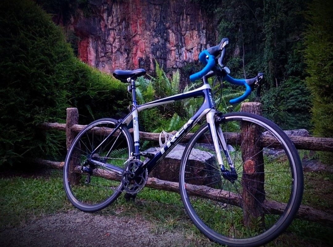 Trek Madone 3.1 Carbon 105 Sizen 58 Bicycle Sports Equipment Bicycles Parts Bicycles on Carousell