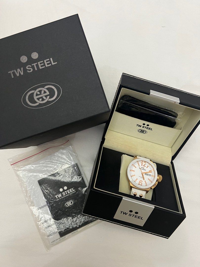 Tw steel ce1035 sale