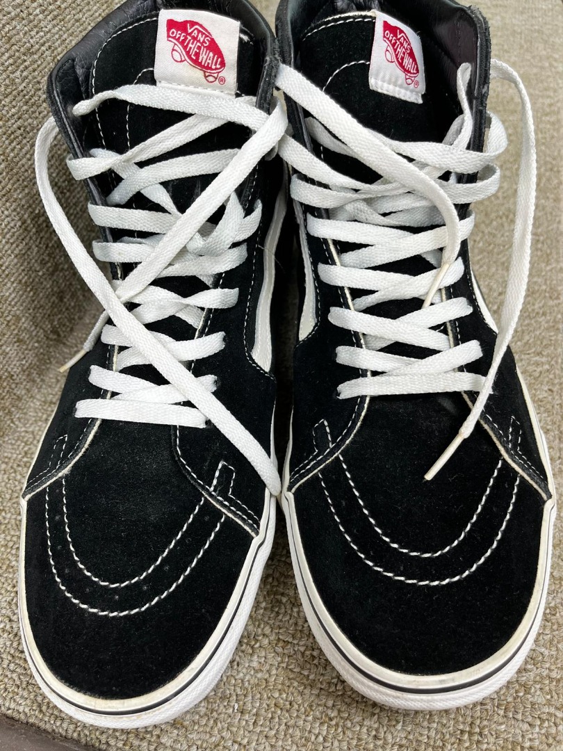 The wall of vans sale