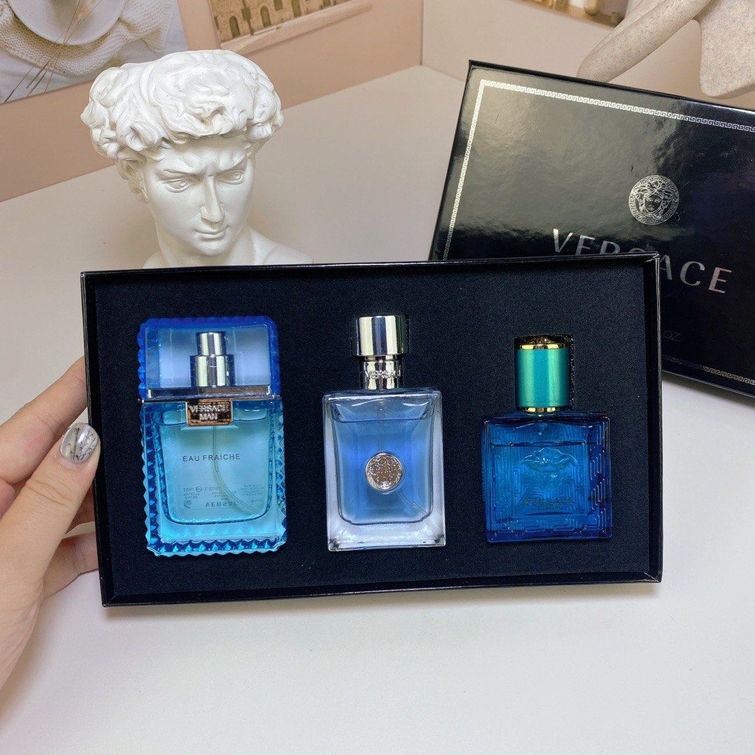 VERSACE EROS EAS DE FARFUM/30ML Pour Homme EAU DE TOILETTE/30ML MAN EAU  FRAICHE EAU DE TOILETTE/30ML, Luxury, Accessories on Carousell