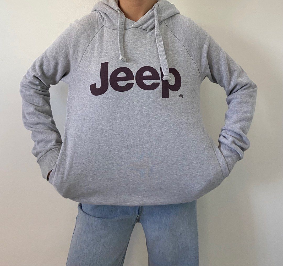 VINTAGE JEEP HOODIE (Category: Coats, Jackets and Outerwear) located in Iloilo. Submitted by b.eau (Listing ID 1311545288, Image 3). Description: .