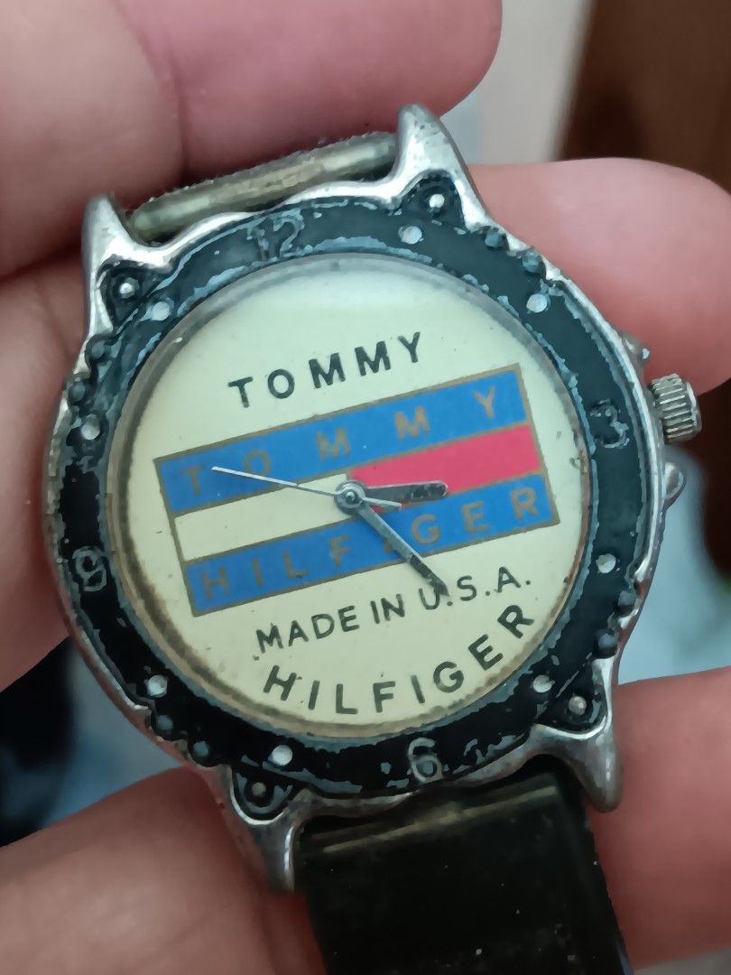 Vintage tommy hilfiger watch shop