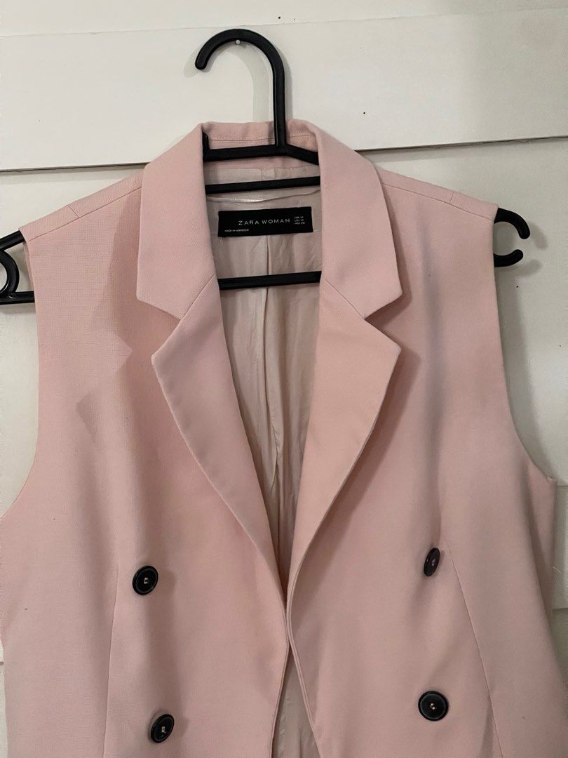 ZARA long sleeveless blazer (Category: Dresses) located in Mandaluyong City. Submitted by maxfilter (Listing ID 1311675944, Image 2). Description: In really nice pink color. picture is not as vibrant. May also fit large..