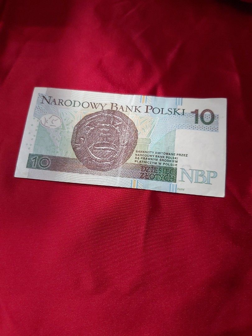 10波蘭幣/2016茲羅提幣（收藏品）, 書籍、休閒與玩具, 收藏、紀念品, 錢幣、紙鈔在旋轉拍賣