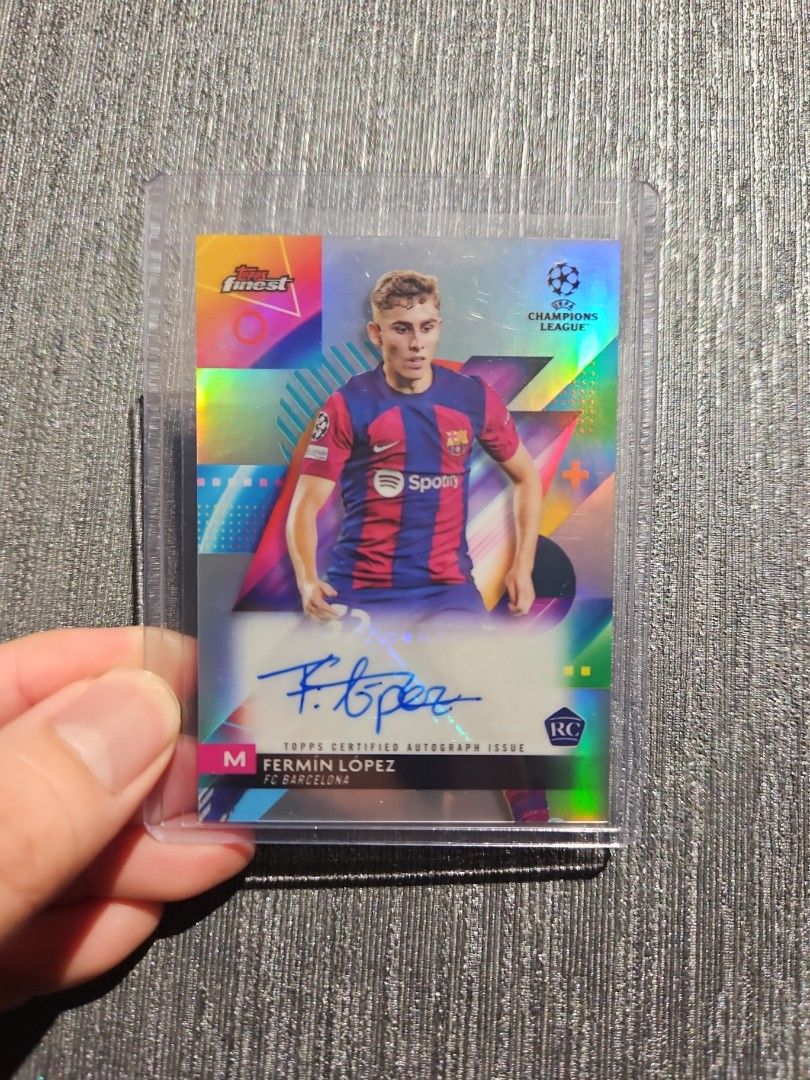 2023-24 Topps Finest UEFA Club Competition Fermin Lopez Barcelona 