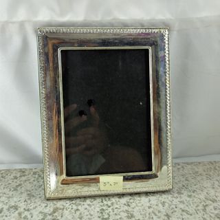 AL225 Home Decor 5"x7" Metallic Resin Picture Frame from UK for 95